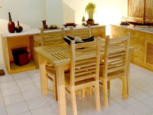 Arkana wooden dining set