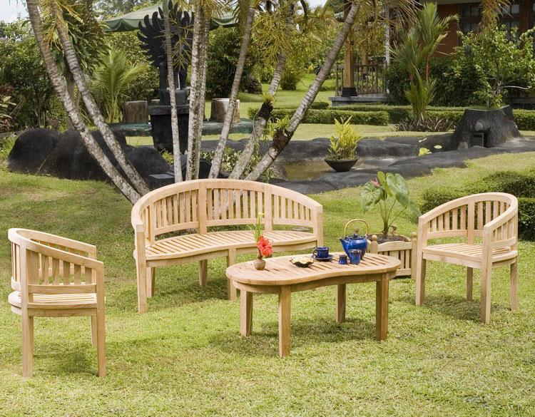 Banana-Outdoor-Living-Set-Furniture.jpg