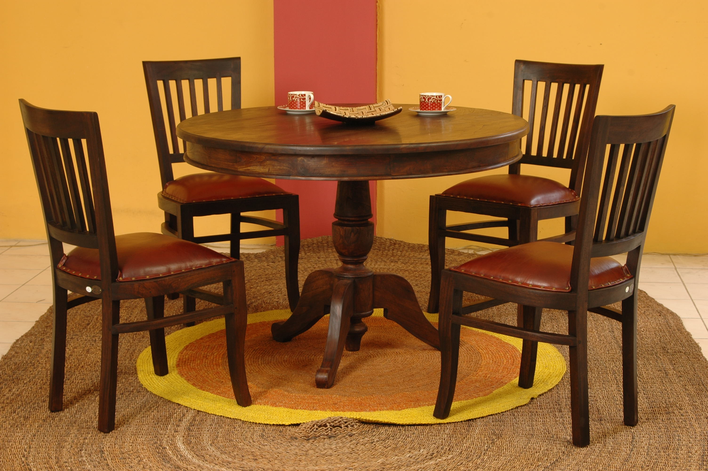 Carissa round table set Carissa round table set