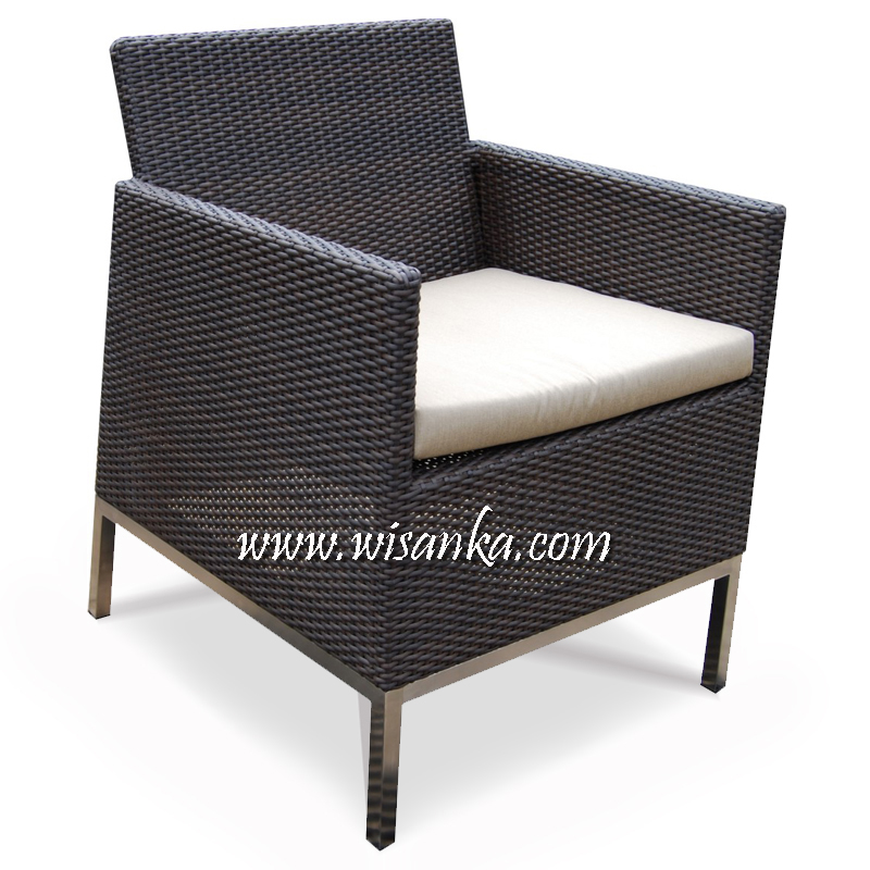 SFD-01-Denise-Arm-Chair-with-SS-leg1.jpg