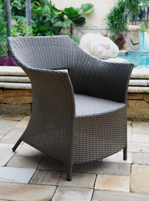 SFL01-London-chair-synthetic-rattan-79x68x66.jpg