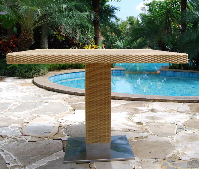 SFP02-Pasadena-table-synthetic-rattan-stainless-steel-75x100x100.jpg