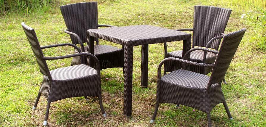 kenanga-arm-chair-dining-set-20130209084927-1.jpg